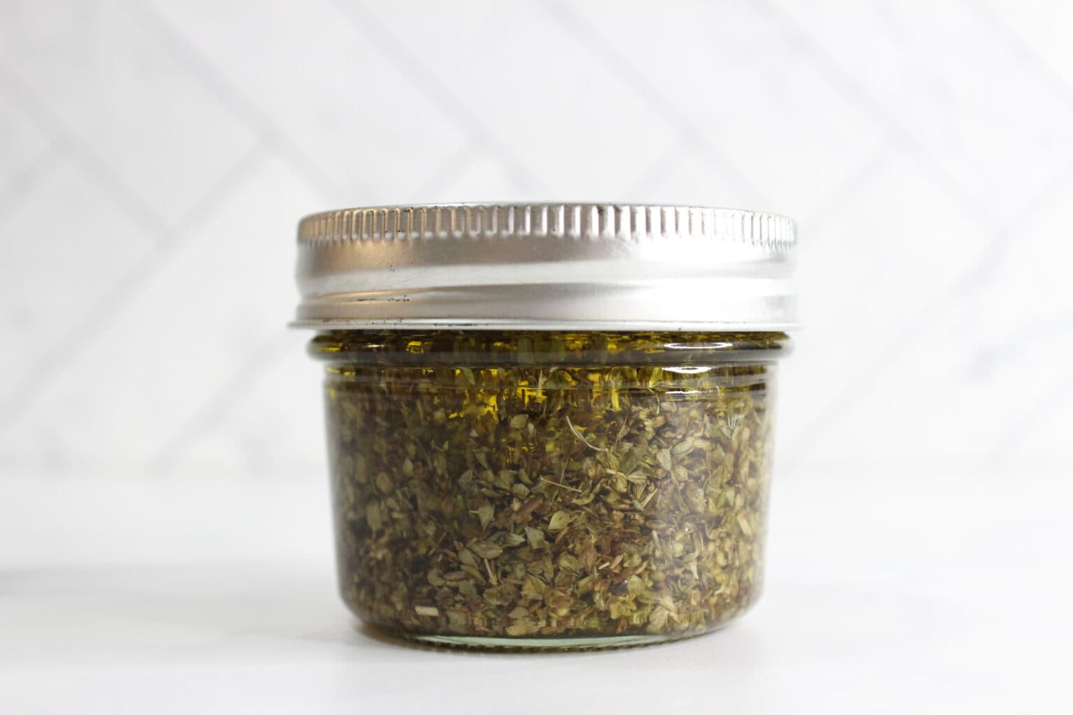 How to Make Oregano Oil at Home
