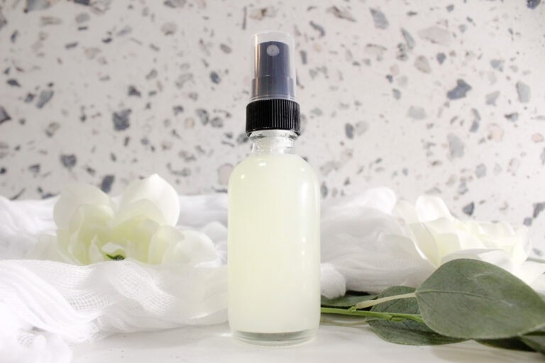 Natural Heat Protectant Spray You Can Make at Home