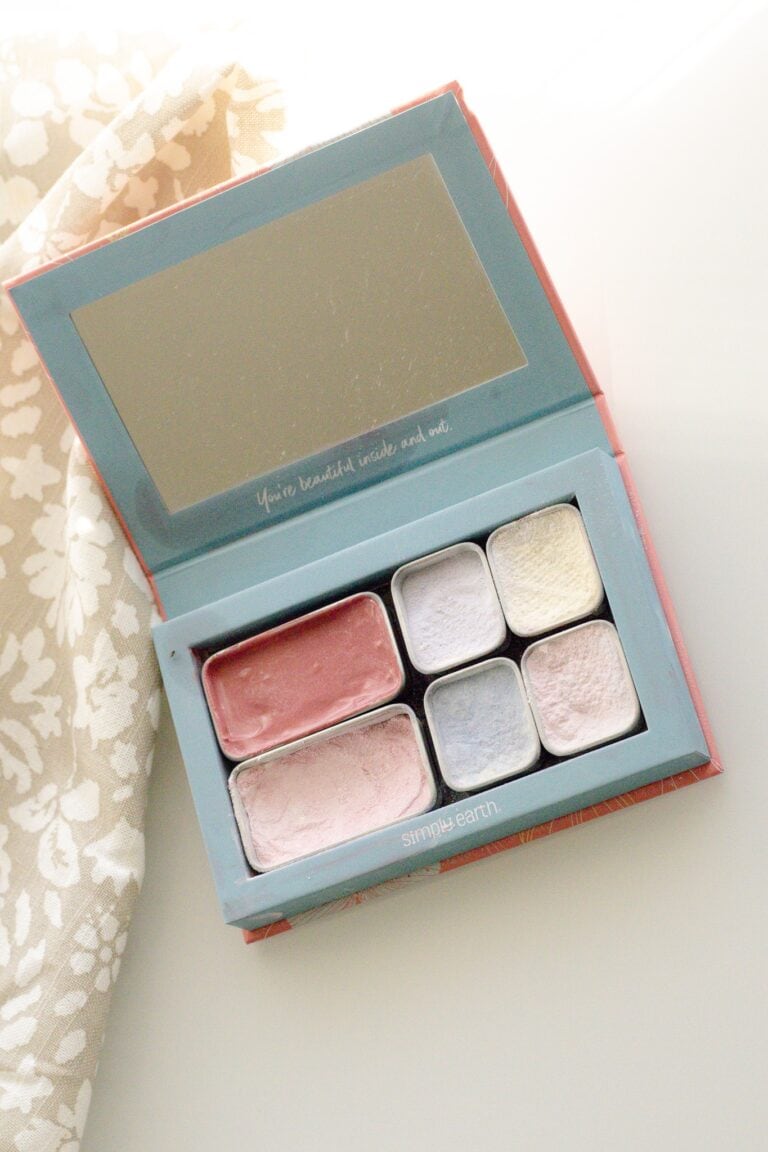 DIY Mineral Makeup: Simple & Natural