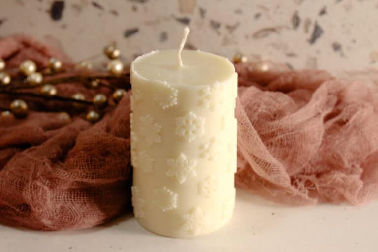 DIY Christmas Snowflake Candle (Beautiful Winter Candle You’ll Love)