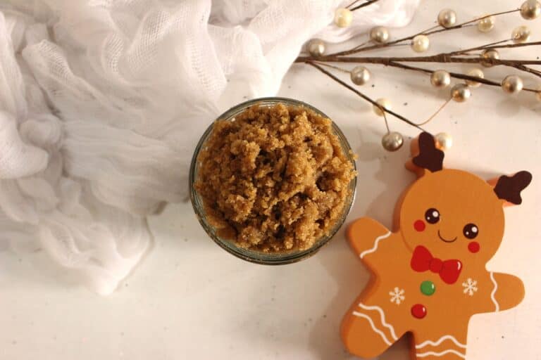 The Most Delicious Gingerbread Sugar Scrub You’ll Ever Try