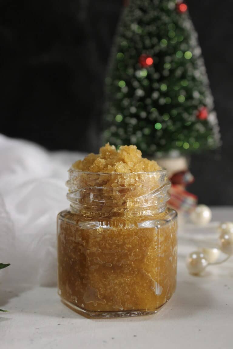 Sugar Cookie Lip Scrub with Brown Sugar and Vanilla